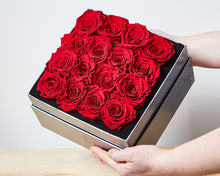 16 RED Infinity Preserved Roses